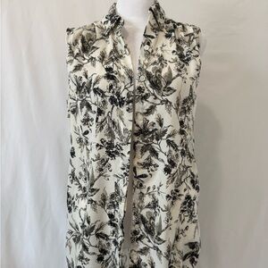 Express Monochrome Floral tunic